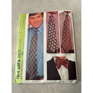 Vintage 1971 McCalls Pattern #2971 40‎ Minute Ties and Bow Ties